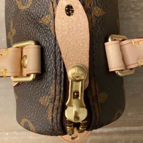 LOUIS VUITTON Mini Speedy w Strap - Picture 11 of 13